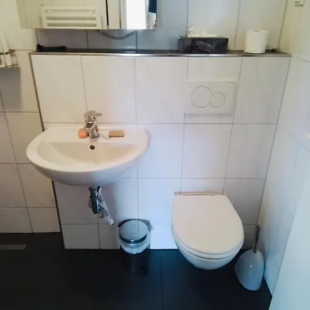 Apartment Im Gruenen Fuer Geschaeftsreisen Oder Urlaub Leichlingen